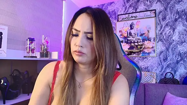 Katalina Alvarezz online show from 04-20-26, 03:59