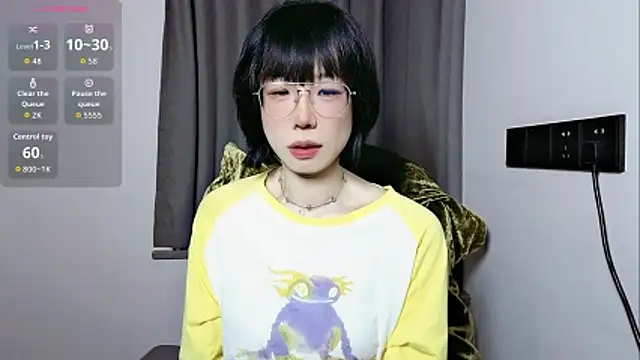 lin lin 520 520 online show from 04-12-26, 08:41