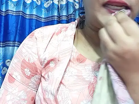 Emma 4433 online show from 03-13-26, 05:41