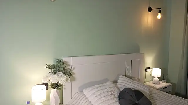 DianaaLight online show from 07-28-26, 02:13