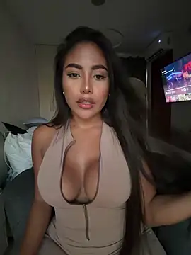 SaraValentina11 online show from 05-20-26, 10:49