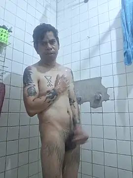 Snapshot of Ang3l_19 chatting on 04-21-26, 01:42 Ang3l 19 online show from 04-21-26, 01:42
