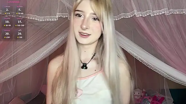OnlyEva1 online show from 06-06-26, 08:41