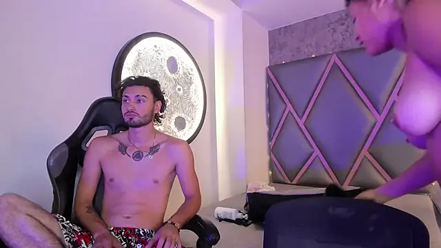 Wolf Kitty online show from 04-01-26, 01:41