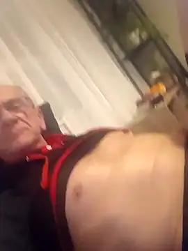 Dzoj online show from 04-11-26, 08:57