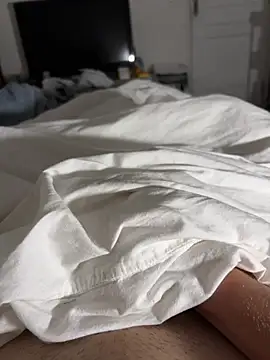 Elian0406 online show from 04-27-26, 09:24