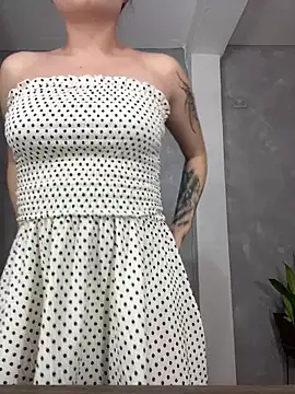 Emmy miaw online show from 06-11-26, 03:59