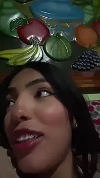 sylphiee  online show from 04-19-26, 02:44