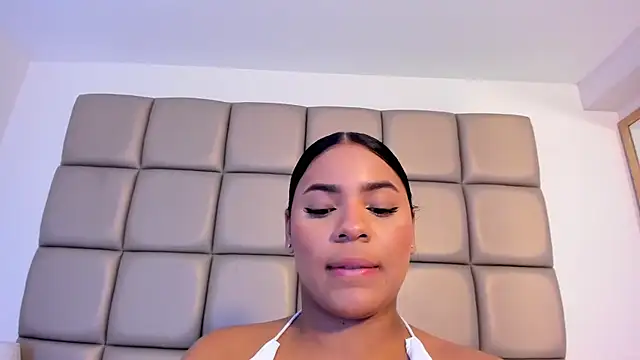 lilly williamss online show from 04-18-26, 09:57