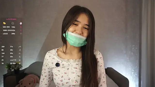 CherrylLlams online show from 04-10-26, 05:50