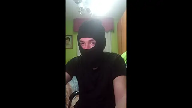 Snapshot of MachosAlfas chatting on 04-05-26, 12:41 MachosAlfas online show from 04-05-26, 12:41