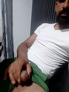 Snapshot of luys23 chatting on 04-20-26, 03:20 luys23 online show from 04-20-26, 03:20