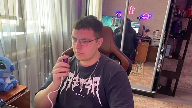 EricKnight1 online show from 03-12-26, 09:26