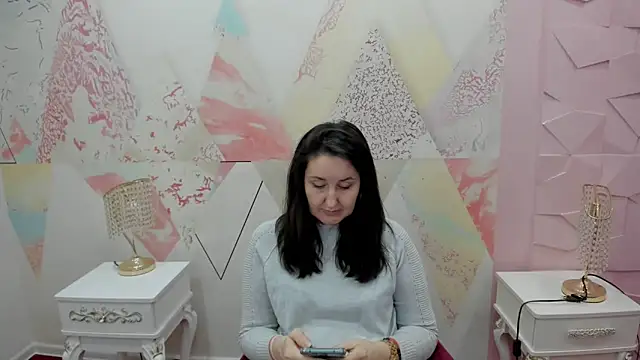 Gessy hale online show from 03-13-26, 02:01