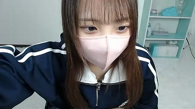 mayu nyann online show from 04-30-26, 09:04