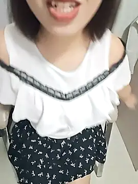 zxc81830 online show from 04-01-26, 01:12