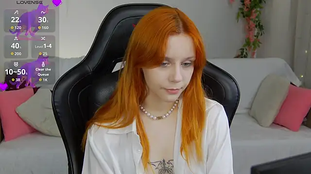 Snapshot of Rachel_lips chatting on 05-22-26, 09:04 Rachel lips online show from 05-22-26, 09:04