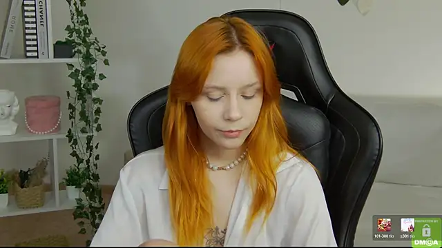 Snapshot of Rachel_lips chatting on 06-03-26, 09:12 Rachel lips online show from 06-03-26, 09:12