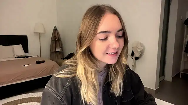 RoxyWet online show from 03-23-26, 08:13