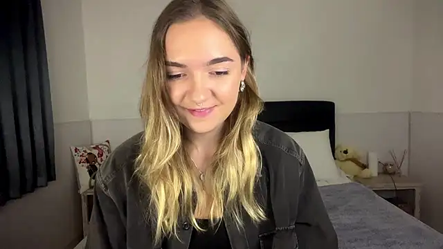 RoxyWet online show from 07-15-26, 03:28