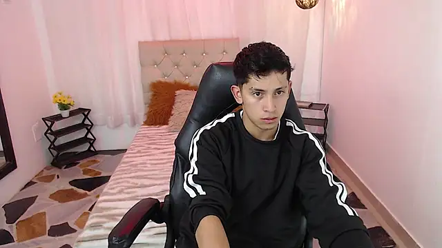 Kei 23 online show from 04-01-26, 12:06