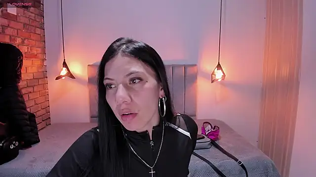 Abril Fox   online show from 04-23-26, 08:00
