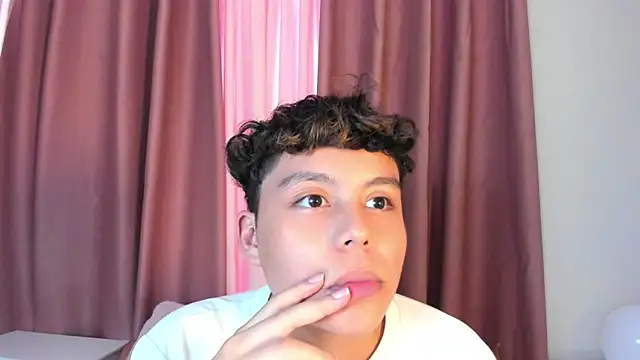 chico medusa online show from 03-25-26, 07:53