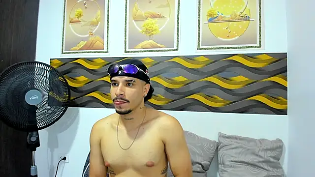 Leon Hotx online show from 04-28-26, 07:19