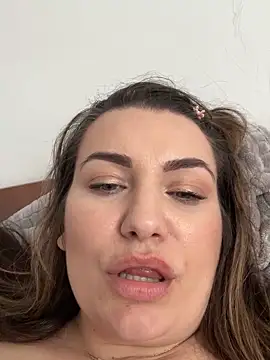 SweetCurvess online show from 04-18-26, 02:10