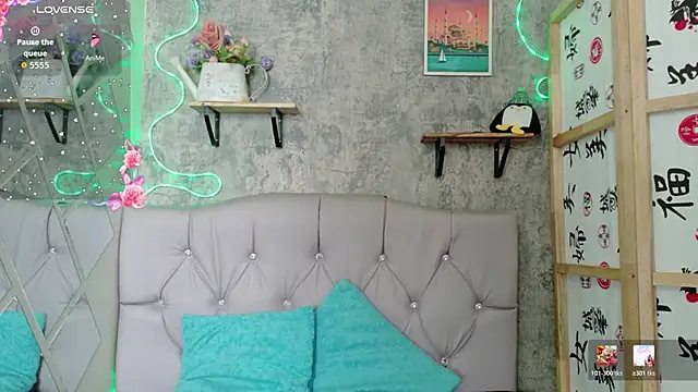 Sophia xoxo1 online show from 03-25-26, 03:18