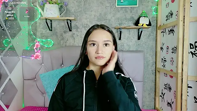 Sophia xoxo1 online show from 04-06-26, 01:23