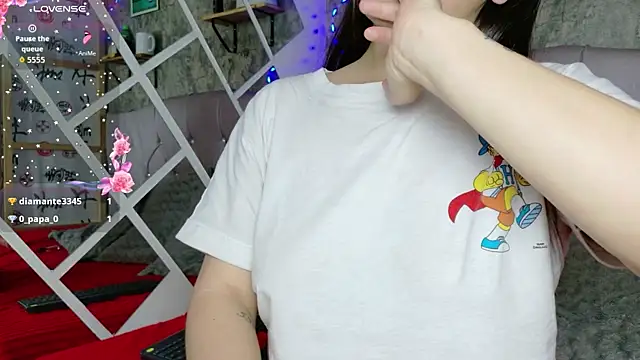 Sophia xoxo1 online show from 04-15-26, 07:58