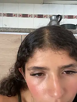 LINDA EF online show from 04-10-26, 01:16