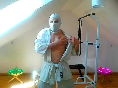 NinjaLaser online show from 04-07-26, 11:21