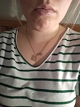 kitsuneniki online show from 03-13-26, 06:14