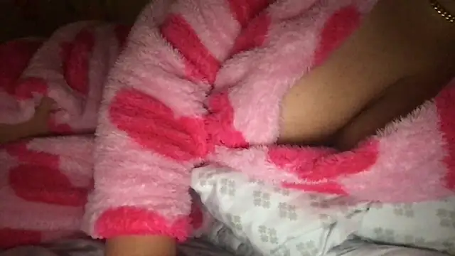 Snapshot of Lacey4y1 chatting on 04-10-26, 03:23 Lacey4y1 online show from 04-10-26, 03:23