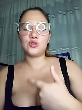 Snapshot of Brittany_G chatting on 03-18-26, 07:11 Brittany G online show from 03-18-26, 07:11