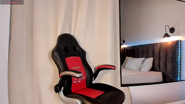 selena  smith1 online show from 03-15-26, 06:19