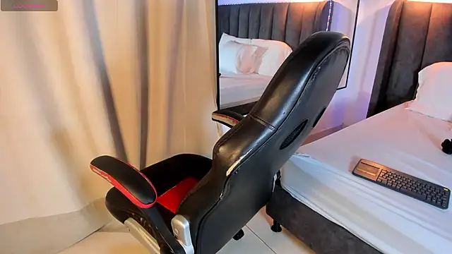 selena  smith1 online show from 03-21-26, 08:19