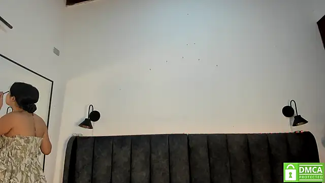 selena  smith1 online show from 04-15-26, 11:38