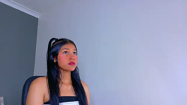 TaniaTaylor   online show from 03-29-26, 11:21