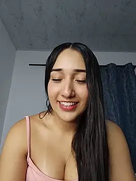isabellaHill2 online show from 05-02-26, 05:23