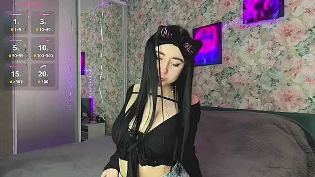 LizzyMooore online show from 04-12-26, 10:31