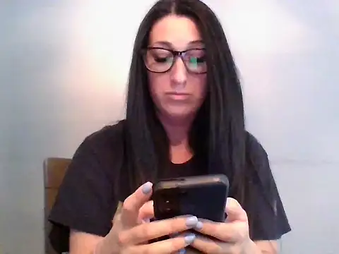 TheVictoriaWolf online show from 03-31-26, 02:17