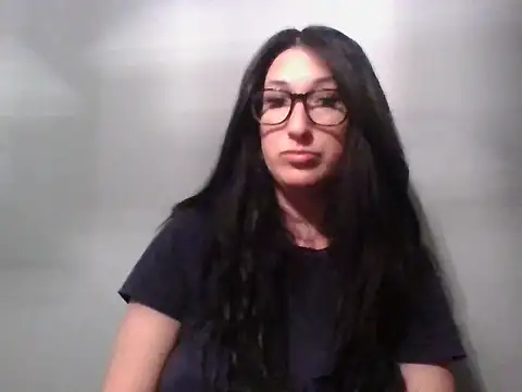 TheVictoriaWolf online show from 04-15-26, 07:04