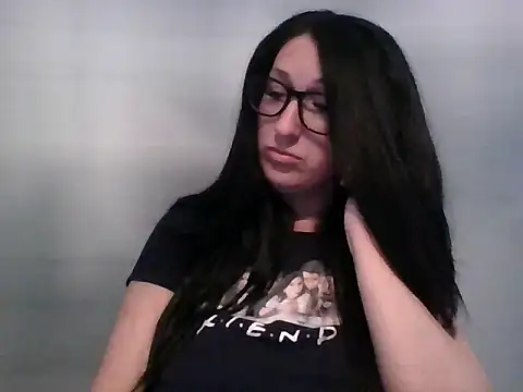 TheVictoriaWolf online show from 04-19-26, 12:26