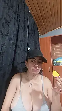 Snapshot of Alexandrina chatting on 01-11-26, 04:01 Alexandrina online show from 01-11-26, 04:01