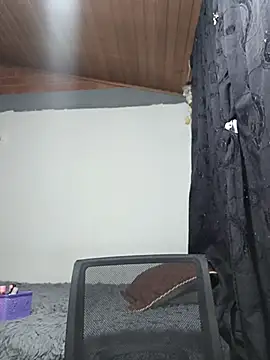 Snapshot of Alexandrina chatting on 02-04-26, 10:58 Alexandrina online show from 02-04-26, 10:58