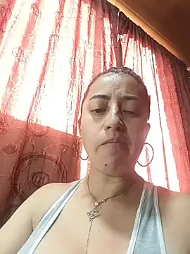 Snapshot of Alexandrina chatting on 02-25-26, 09:13 Alexandrina online show from 02-25-26, 09:13