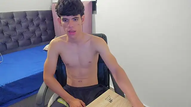 Josy 11 online show from 03-12-26, 05:35